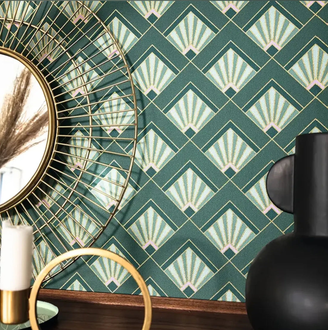 Closeup of a wallpaper showing its Art-Deco, Contemporary, Geometric pattern, color, and subtle texture.