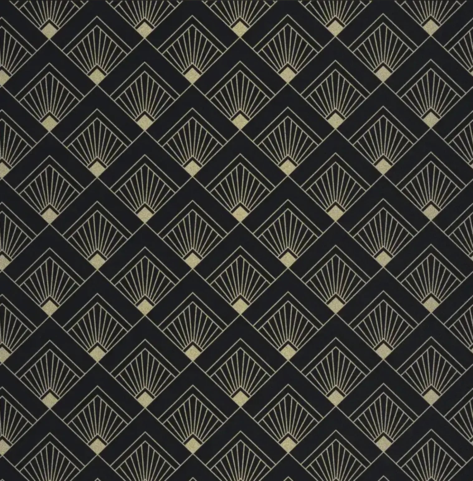 Closeup of a wallpaper showing its Art-Deco, Contemporary, Dramatic, Geometric pattern, color, and subtle texture.