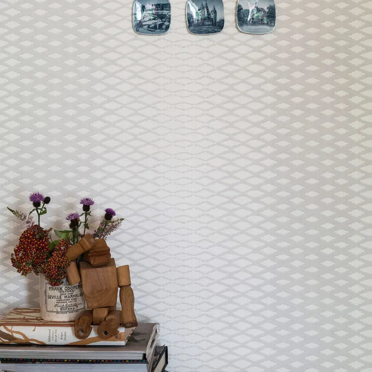 Closeup of a wallpaper showing its Contemporary, Geometric, Green, Two-tone pattern, color, and subtle texture.