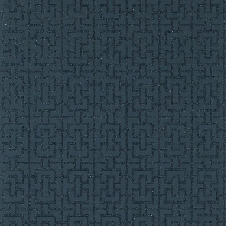 Closeup of a wallpaper showing its Art-Deco, Chainlink, Contemporary, Two-tone pattern, color, and subtle texture.