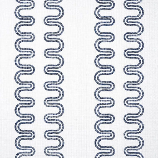 Closeup of a wallpaper showing its Art-Deco, Contemporary, Two-tone pattern, color, and subtle texture.