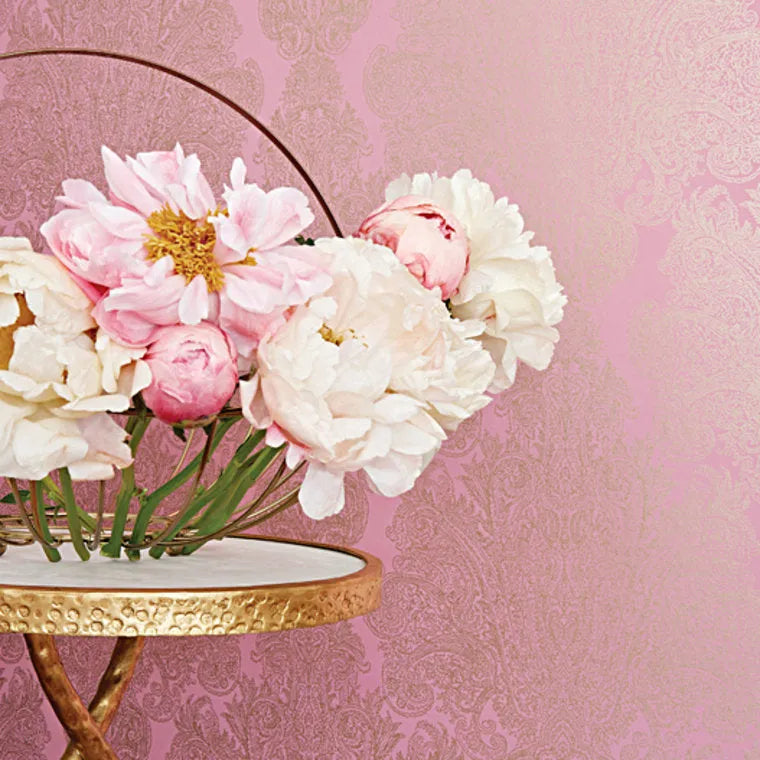 Closeup of a wallpaper showing its Damask, Floral, Unicolour pattern, color, and texture.