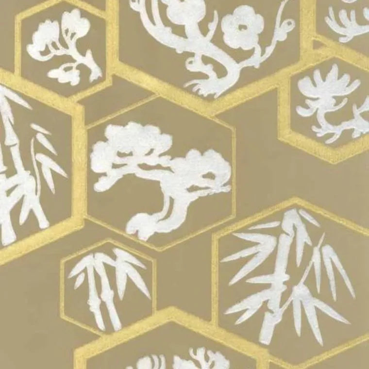 Closeup of a wallpaper showing its Contemporary, Geometric, Gold pattern, color, and subtle texture.