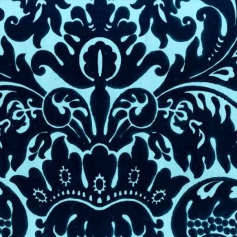 Closeup of a wallpaper showing its Black, Blue, Damask, Two-tone pattern, color, and subtle texture.