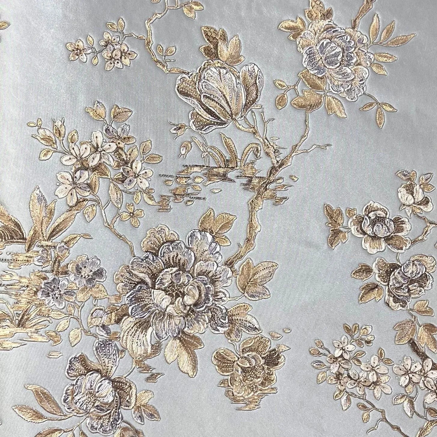 Closeup of a wallpaper showing its Birds, Floral, Gold, Luxury, Nature, Silver, Textures, Vinyl pattern, color, and subtle texture.