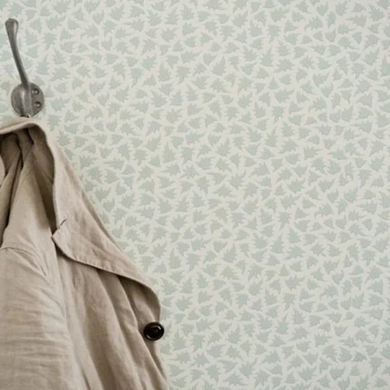 Closeup of a wallpaper showing its Cream, Floral, Neutrals, Two-tone pattern, color, and subtle texture.