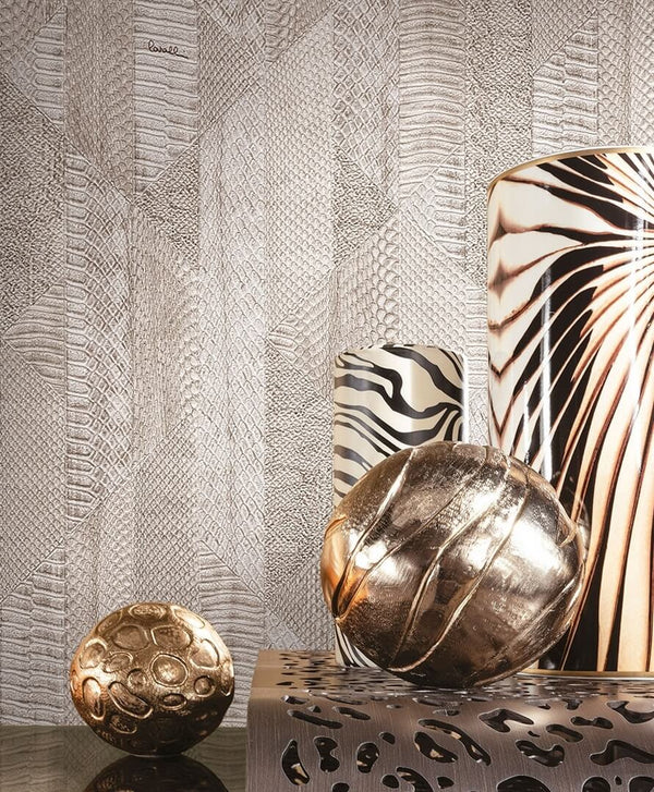 Roberto_Cavalli_RC19071 installed behind Roberto Cavalli vases and table decor