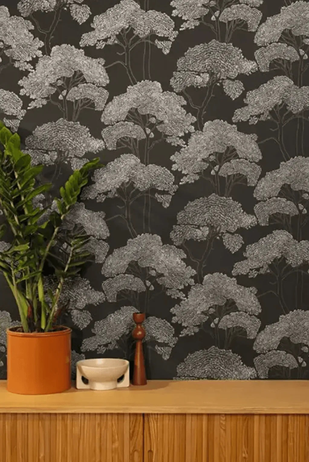 Closeup of a wallpaper showing its Contemporary, Monochrome, Nature pattern, color, and subtle texture.