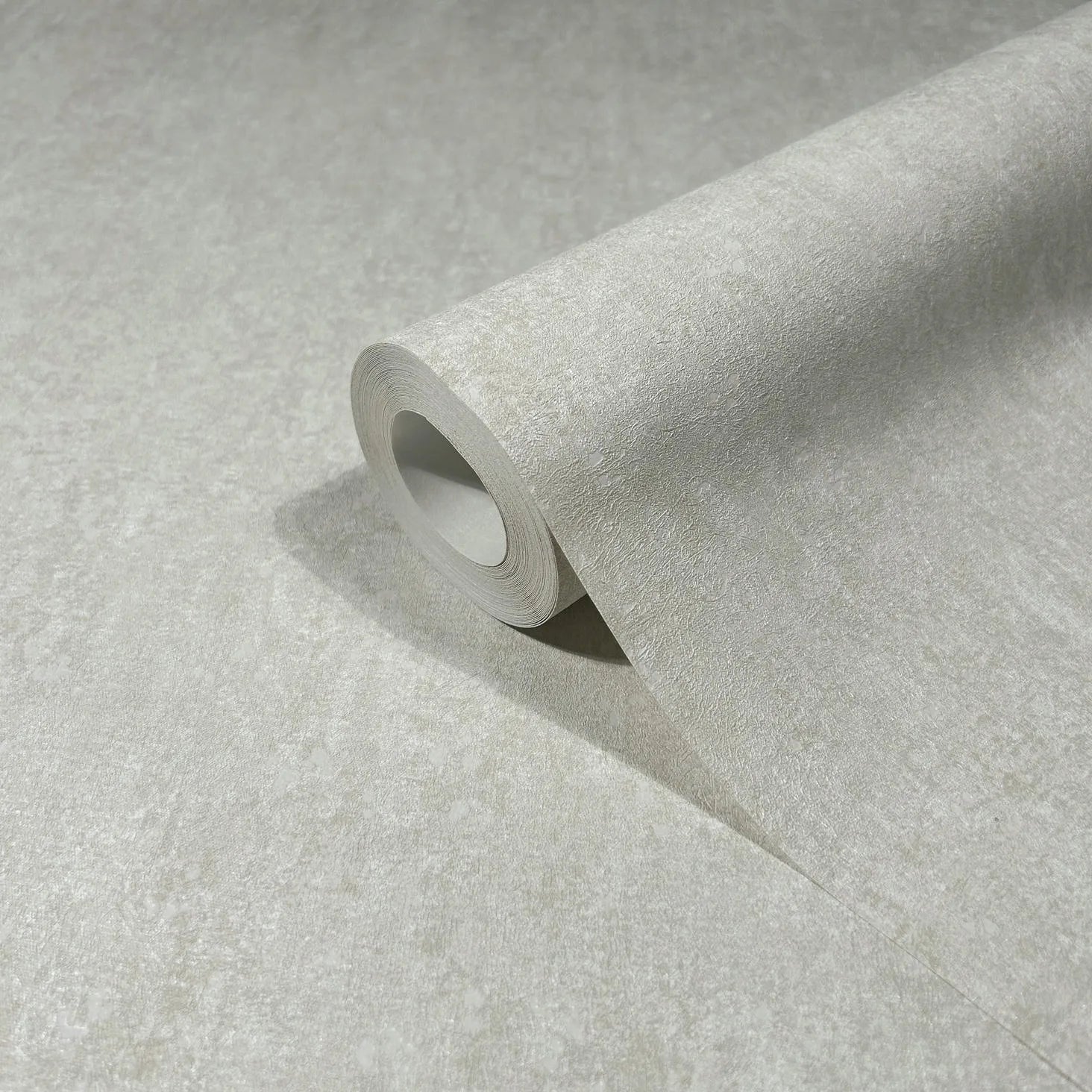 Marburg 35140 wallpaper close-up roll with subtle mottled texture.