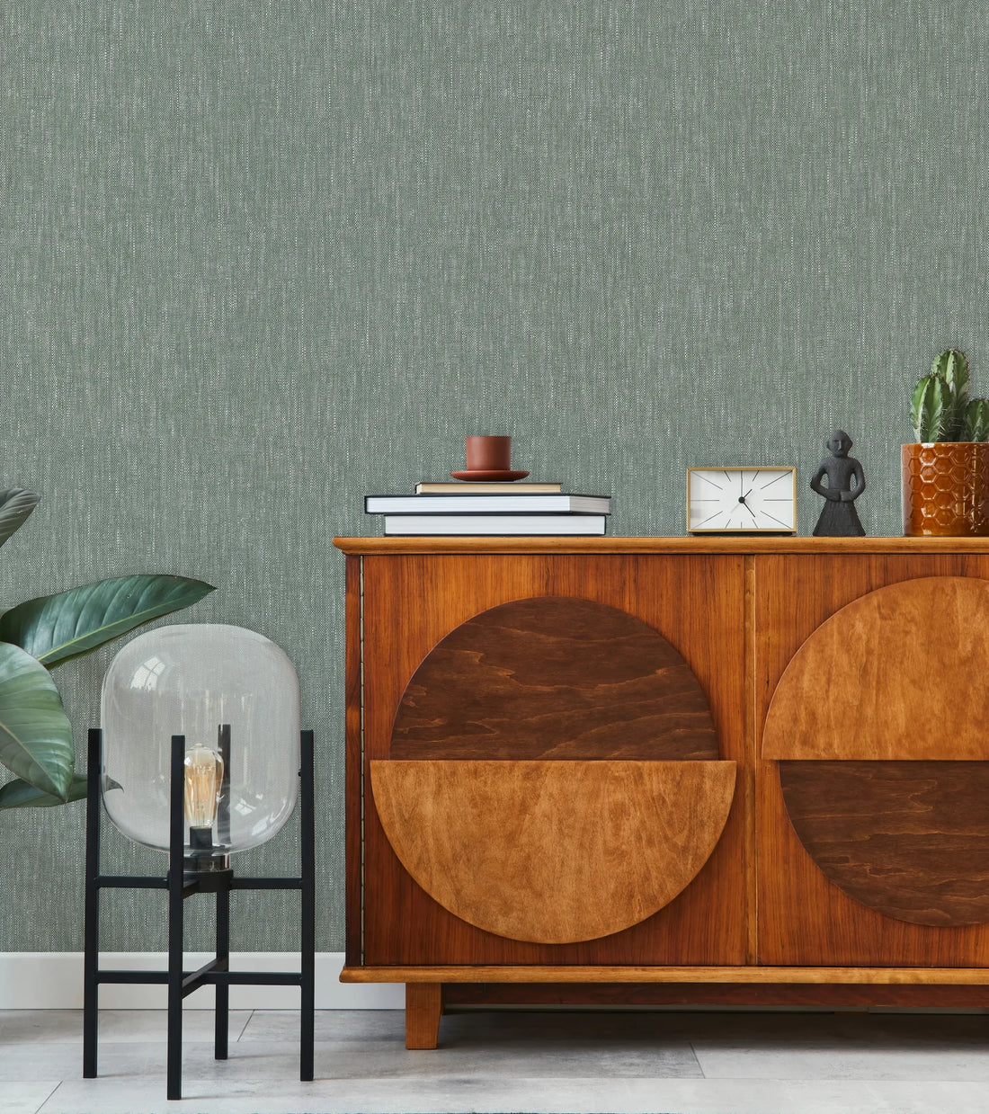Marburg Heritage 47615 in muted sage green with a fine linen-effect texture