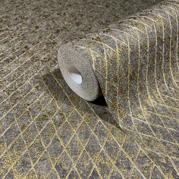 Marburg Ritus 35540 Close-up of a wallpaper roll resting on matching material, showing a dark background with a textured gold diamond lattice pattern.